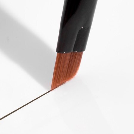 Super-Fine angled brow brush